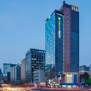**** Отель Ibis Styles Ambassador Myeong-dong Южная Корея